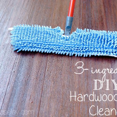 DIY Hardwood Floor Cleaner